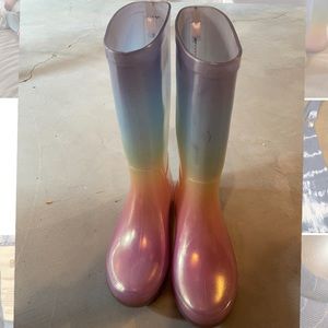 Girls size 1 rain boots